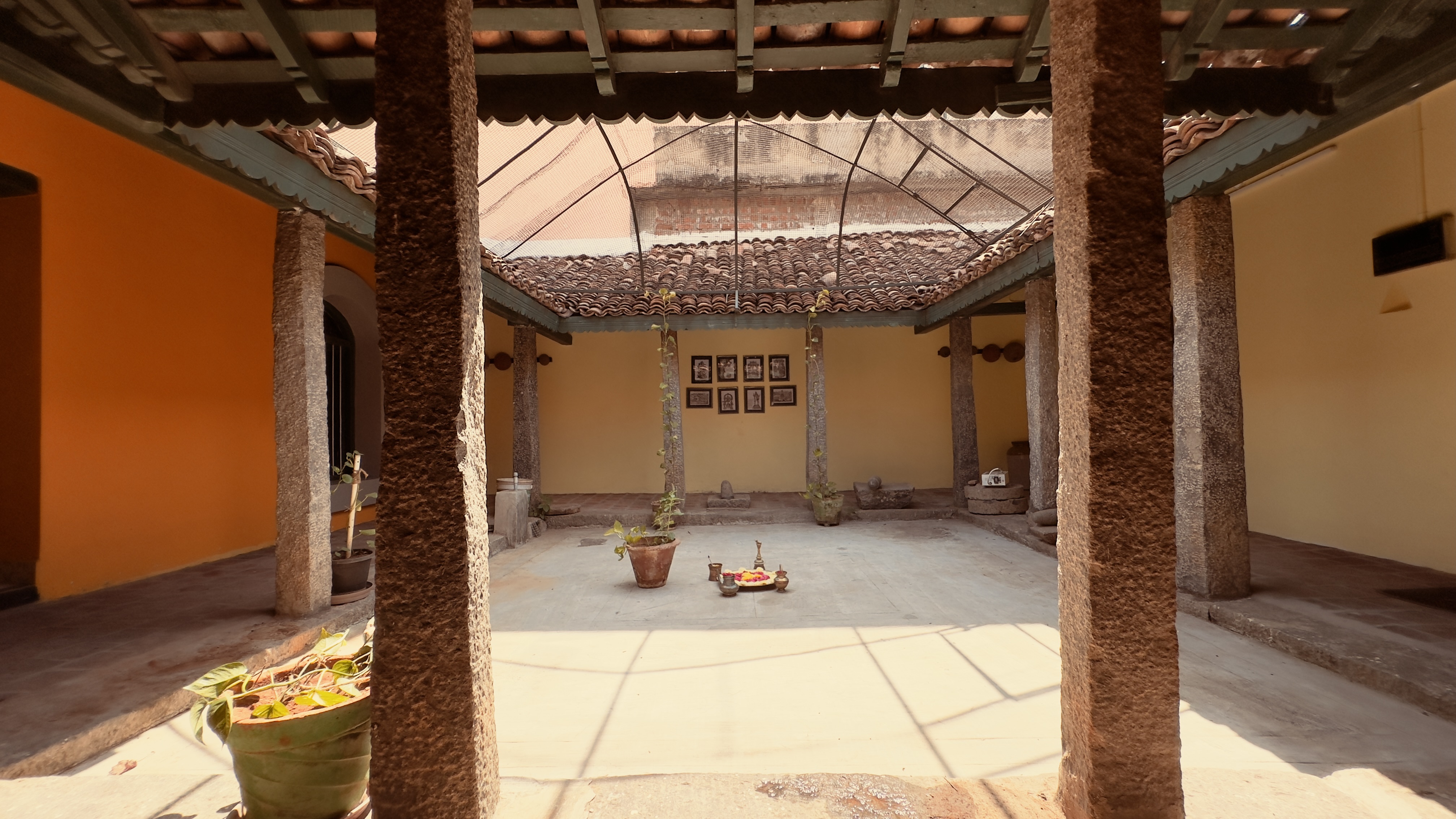 Heritage home courtyard
